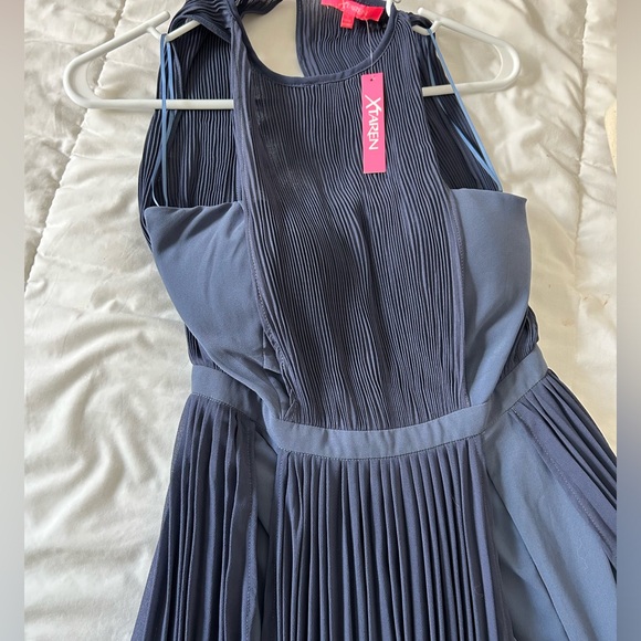 GOWN - Picture 6 of 6